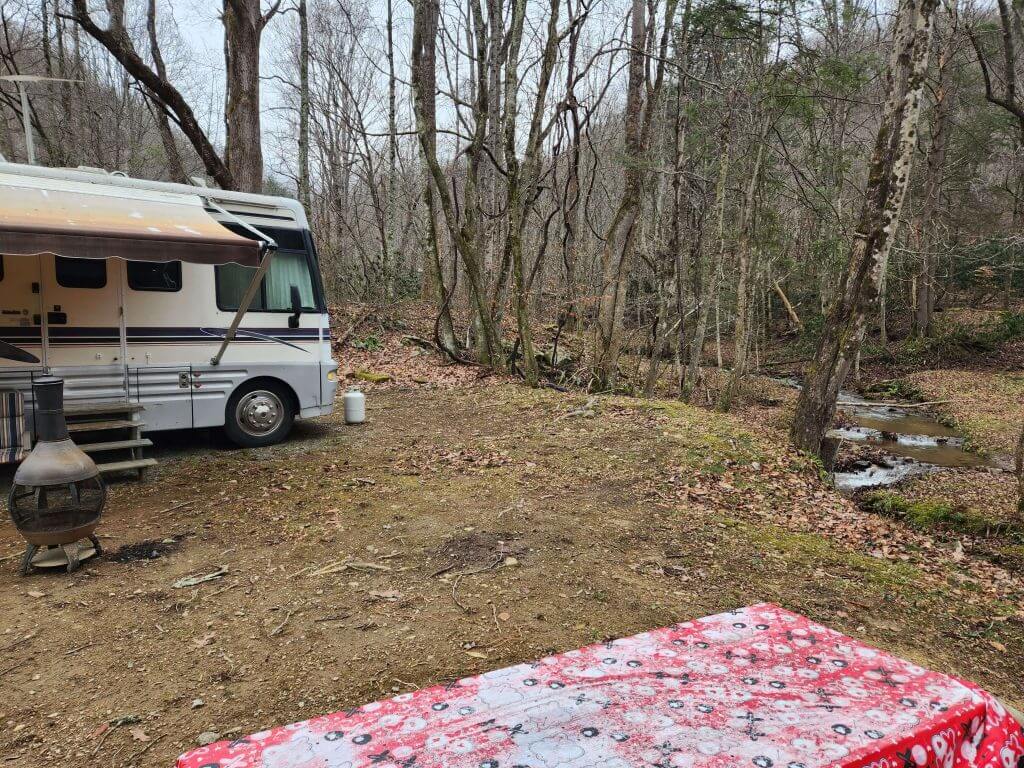 Site #2 RV Full HookUp