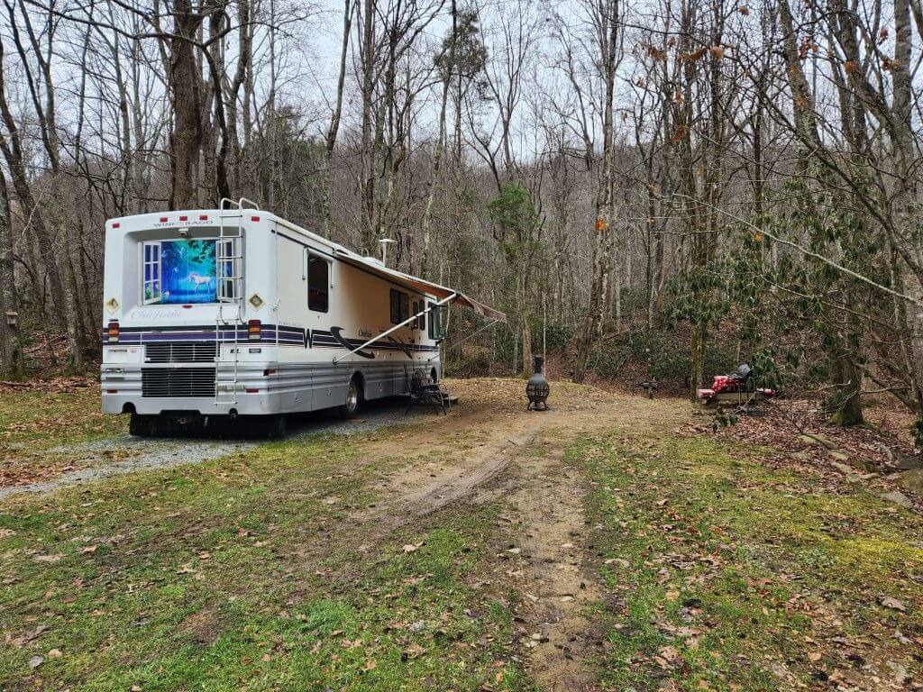 Site #2 RV Full HookUp