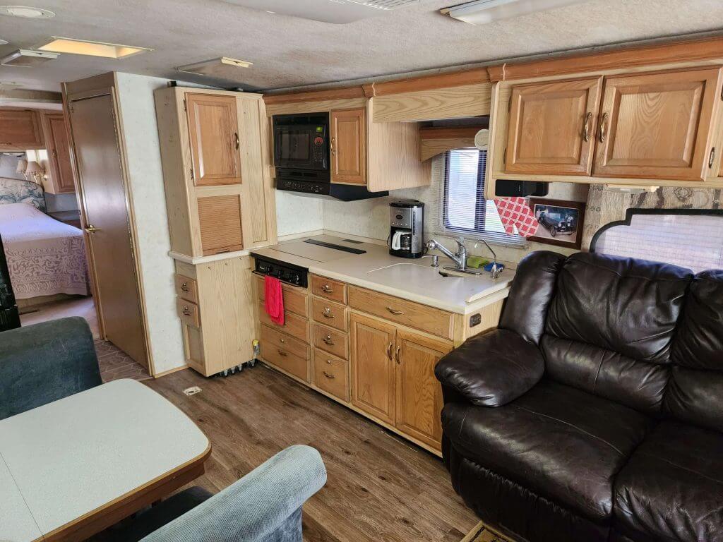 Winnebago Coach