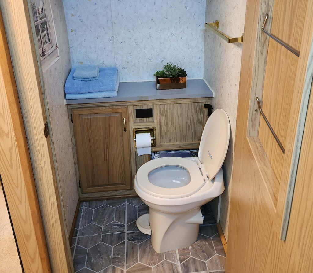 Winnebago Coach