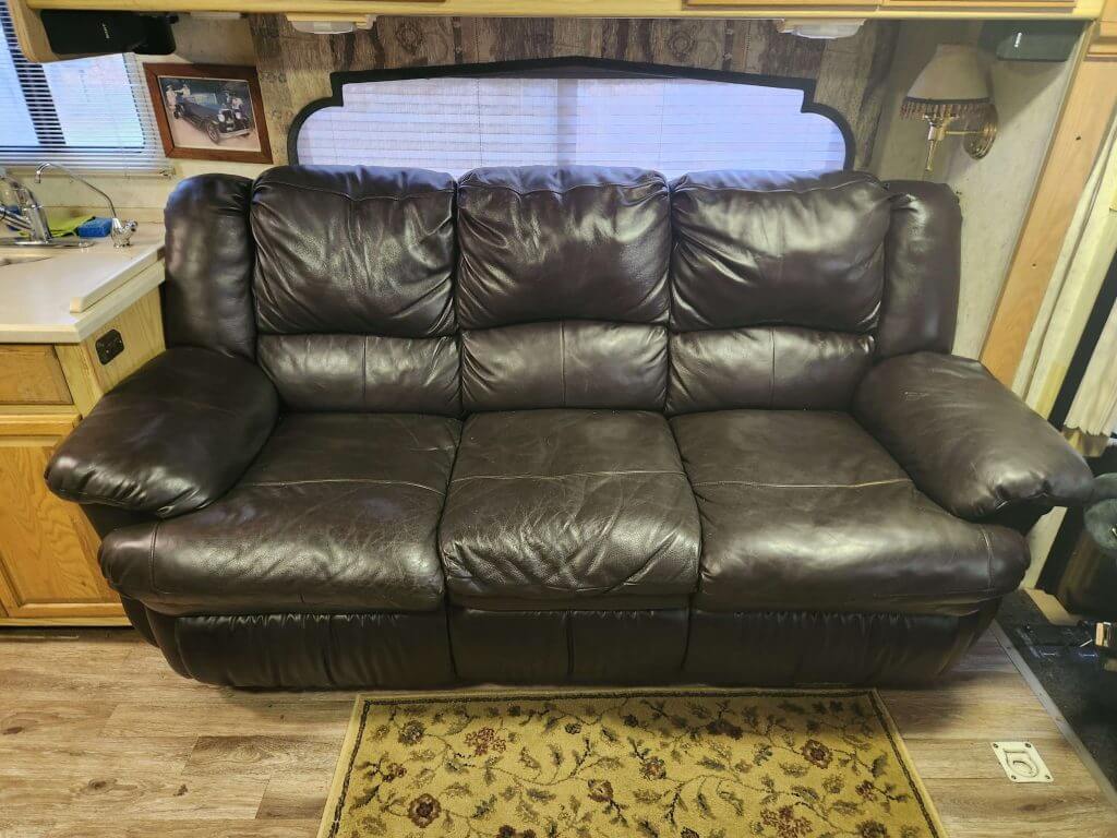 Winnebago Coach
