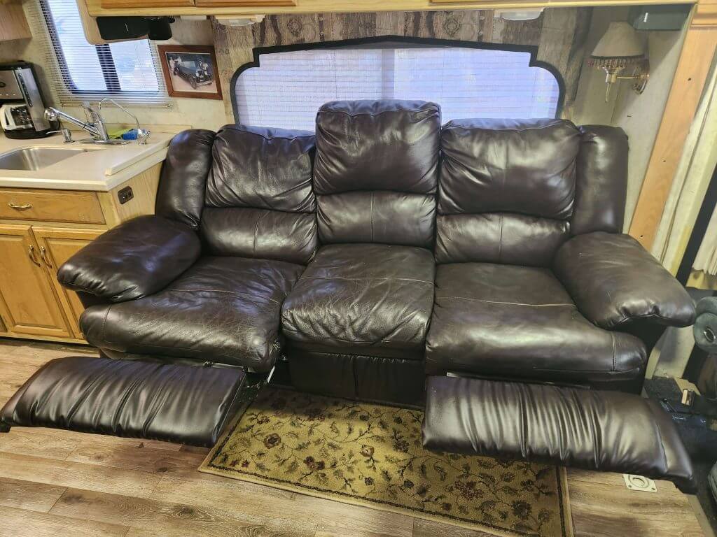 Winnebago Coach