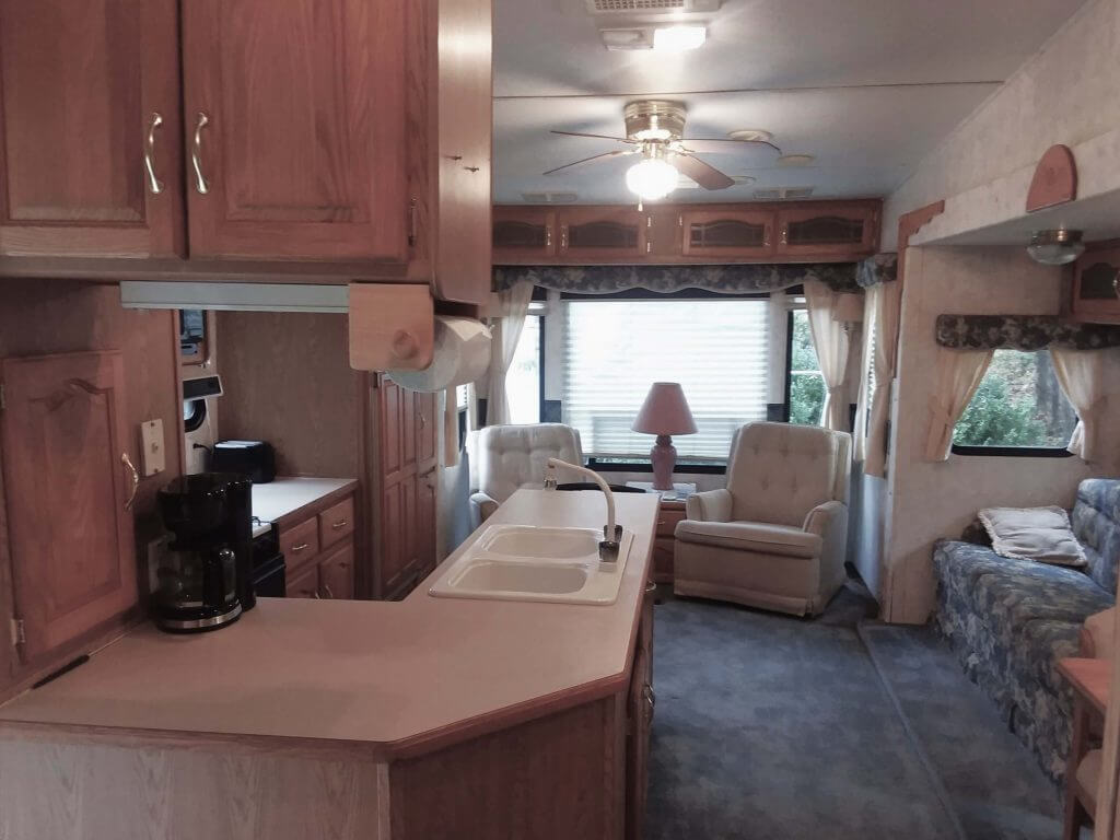 Montana-Livingroom-1024x768